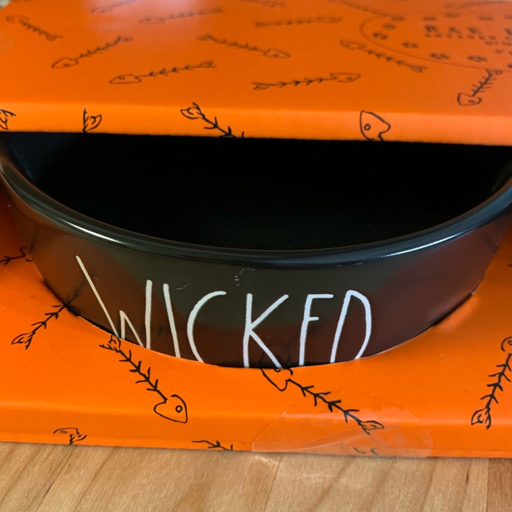 Rae Dunn “WICKED” & “CUTE” LL Black Pet Bowl Set NWT - Picture 3 of 9
